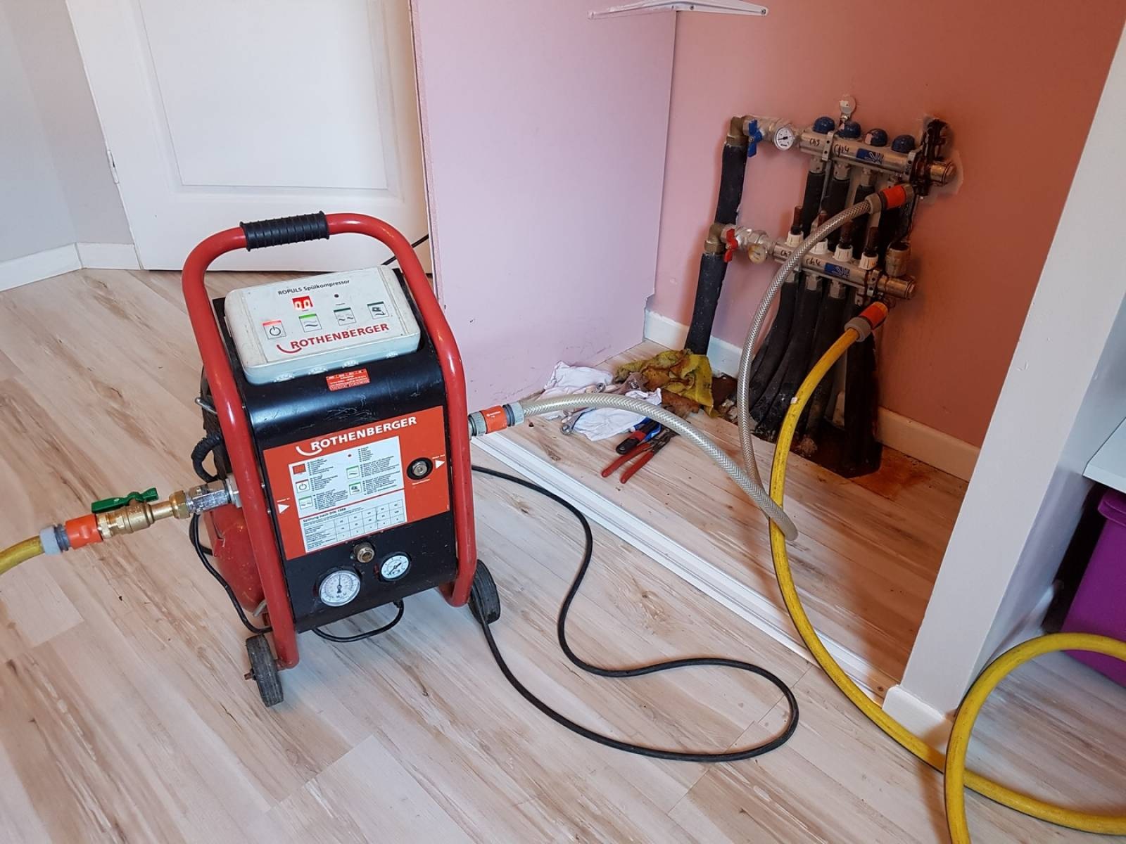 Çayırova Şekerpınar Vaillant Hermetik Şofben Kombi Bakımı